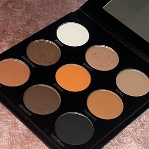 Kylie Jenner Kylie Cosmetics The Bronze Palette Kyshadow 9 Pan Eyeshadow Palette